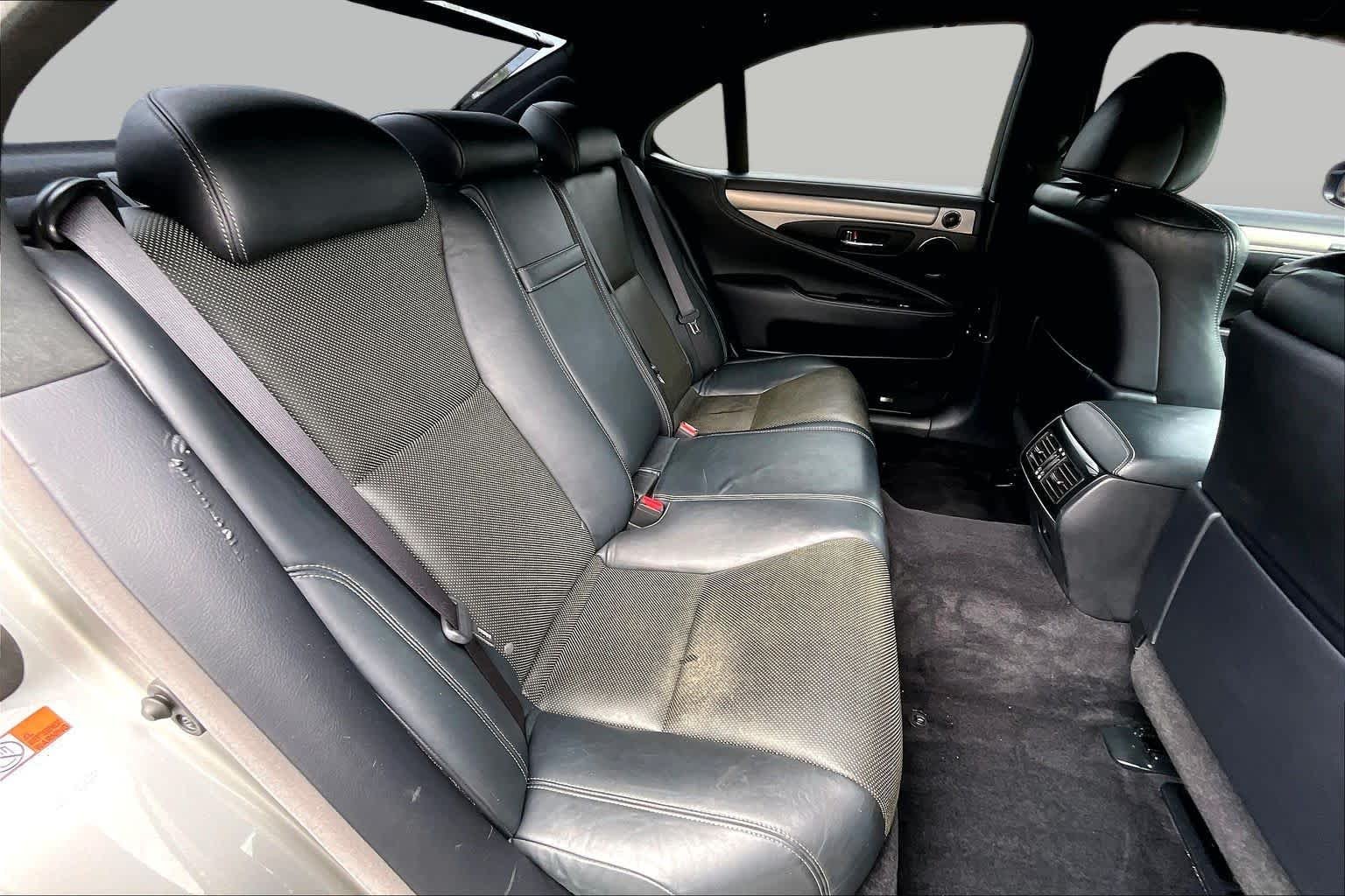 Used 2017 Atomic Silver Lexus  image 19