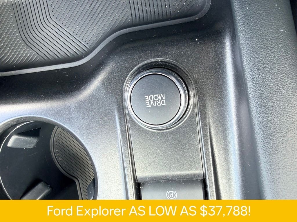 Used 2025 Gray Ford ST-Line image 8
