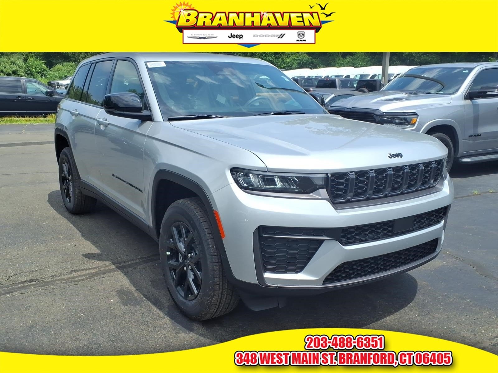 New 2026 Silver Zynith Jeep Altitude image 1