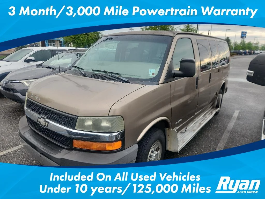2004 Chevrolet Express Base