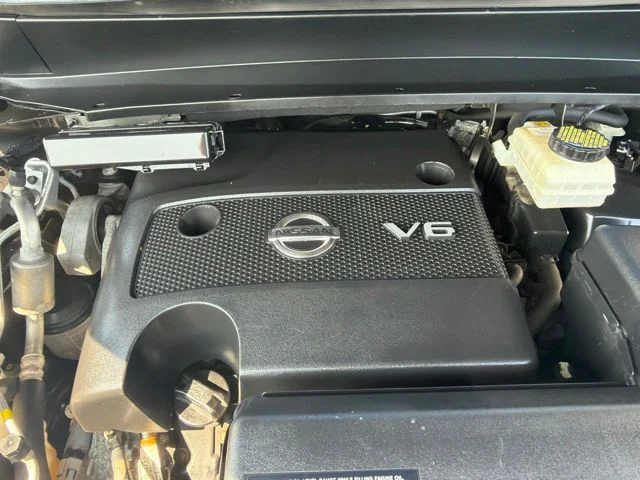 Used 2015 Blue Nissan SV image 36