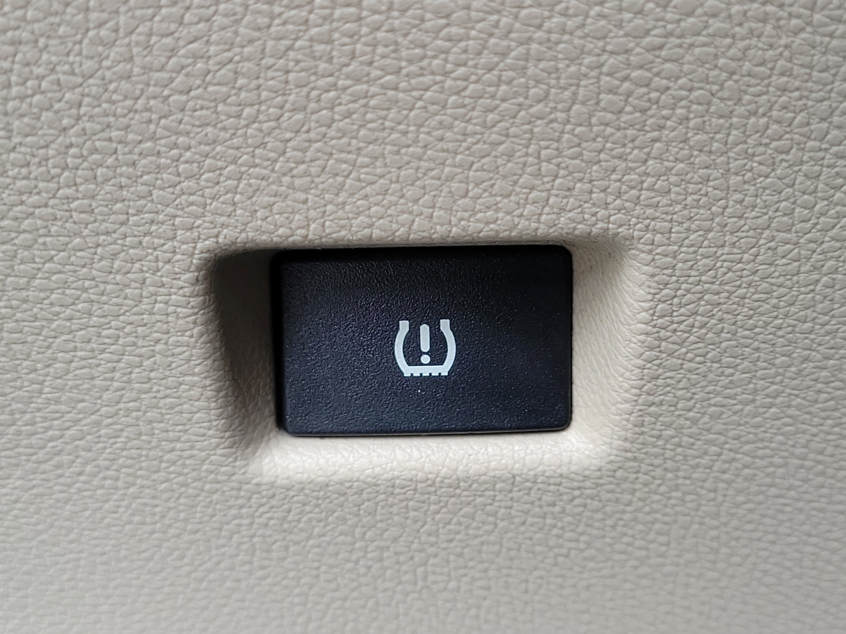 Used 2016 Black Honda LX image 24