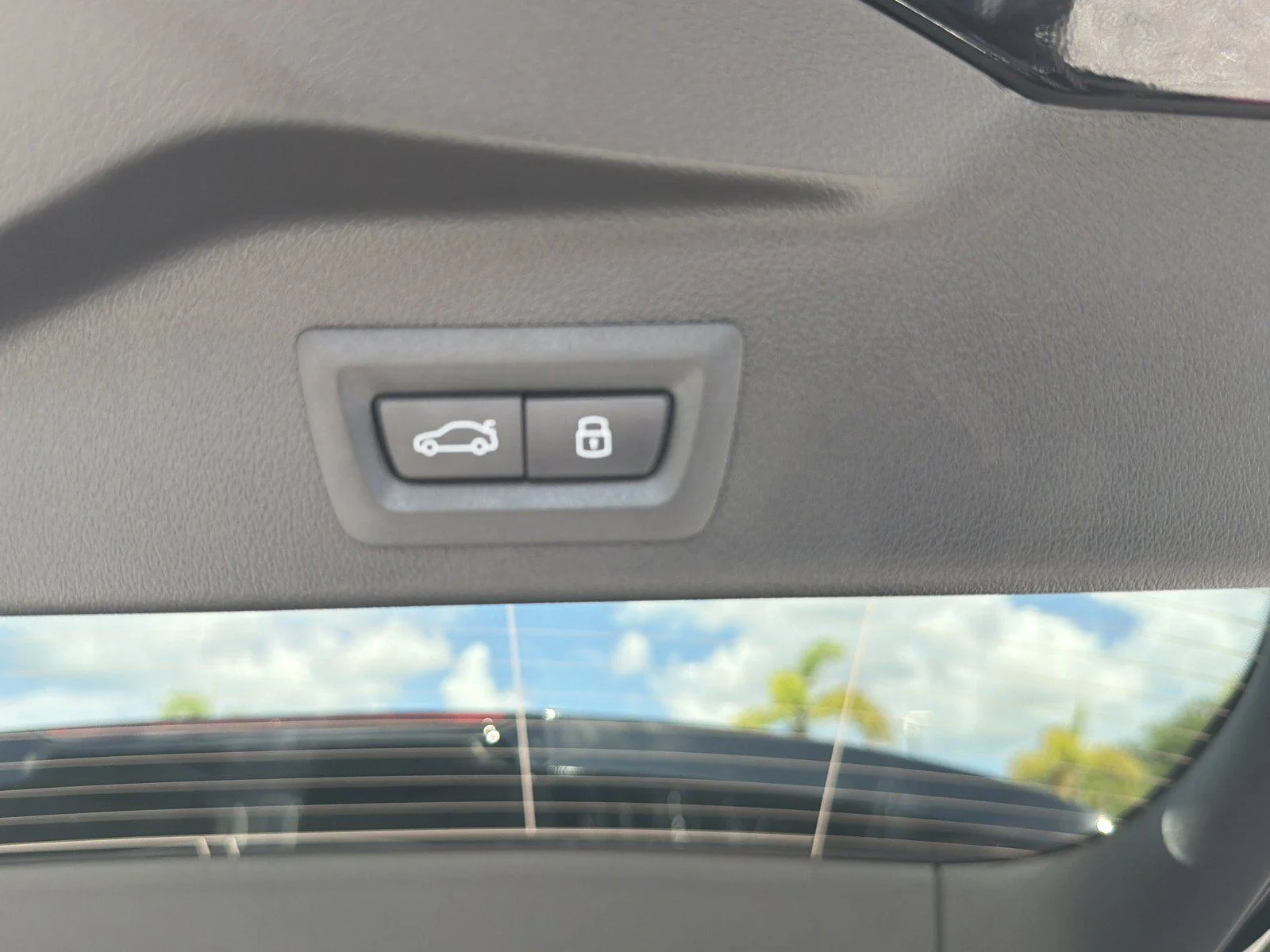 New 2026 Black Sapphire Metallic BMW sDrive40i image 13