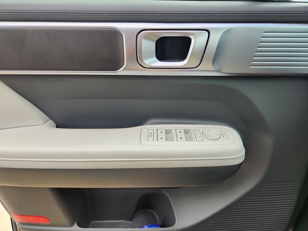 Used 2026 Ecotronic Gray Hyundai SEL image 23