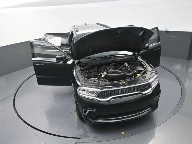 Used 2022 Black Dodge SXT image 31