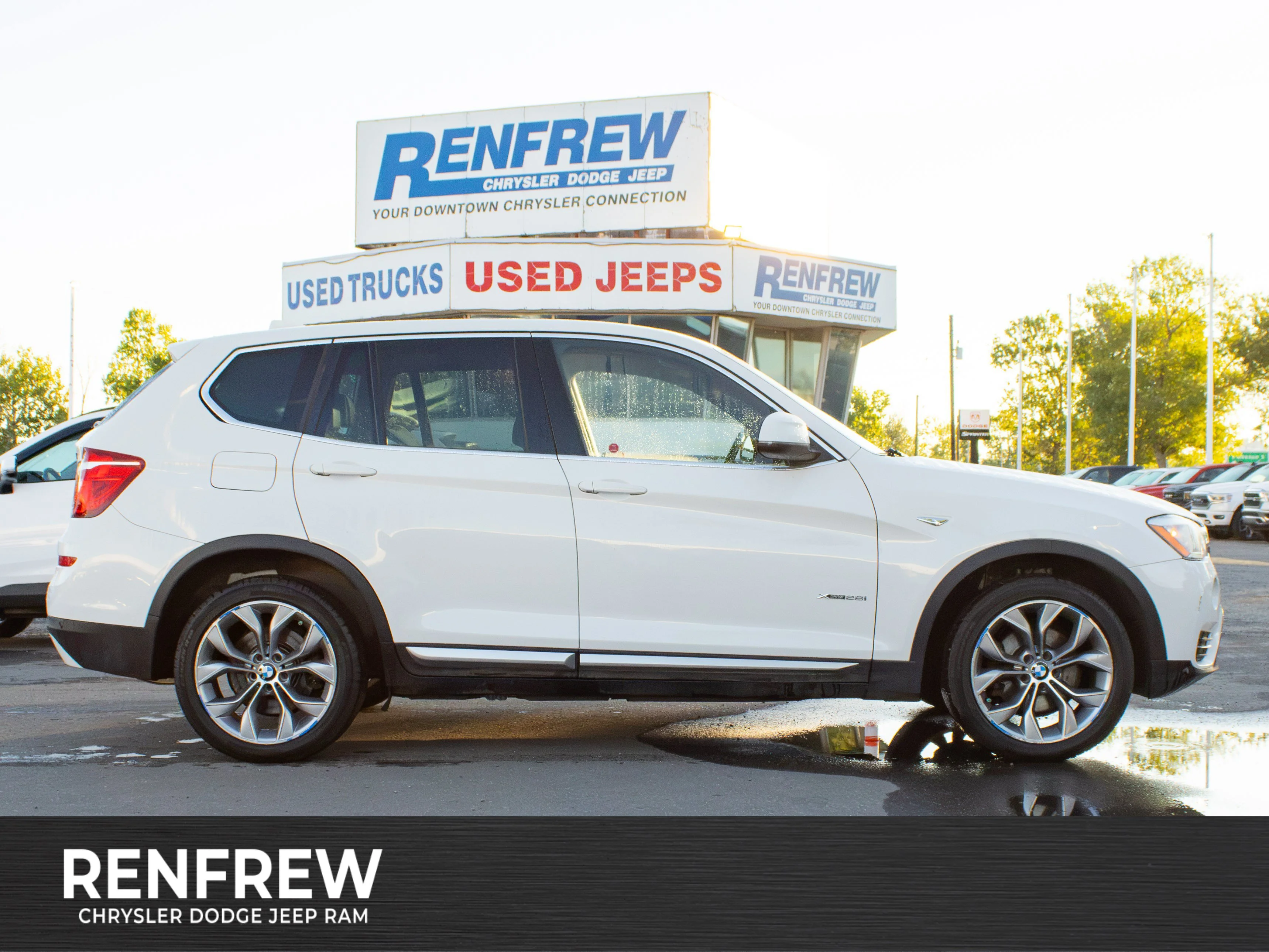 Used 2017 White BMW xDrive28i* | Panoramic Roof | Heated Seats/Wheel | AWD | image 1
