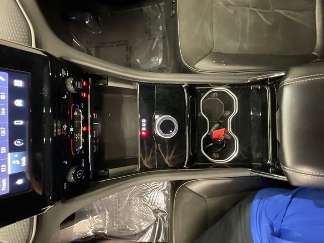 Used 2023 Black Jeep Altitude image 21