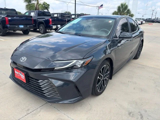 Used 2025 Gray Toyota XLE image 3