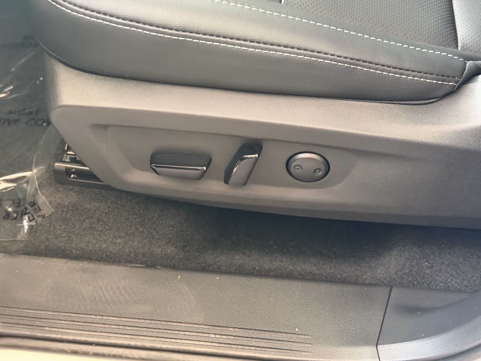 2026 Nissan Murano SL - Photo 8
