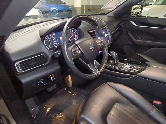 Used 2022 Grigio Metallic Maserati GT image 14