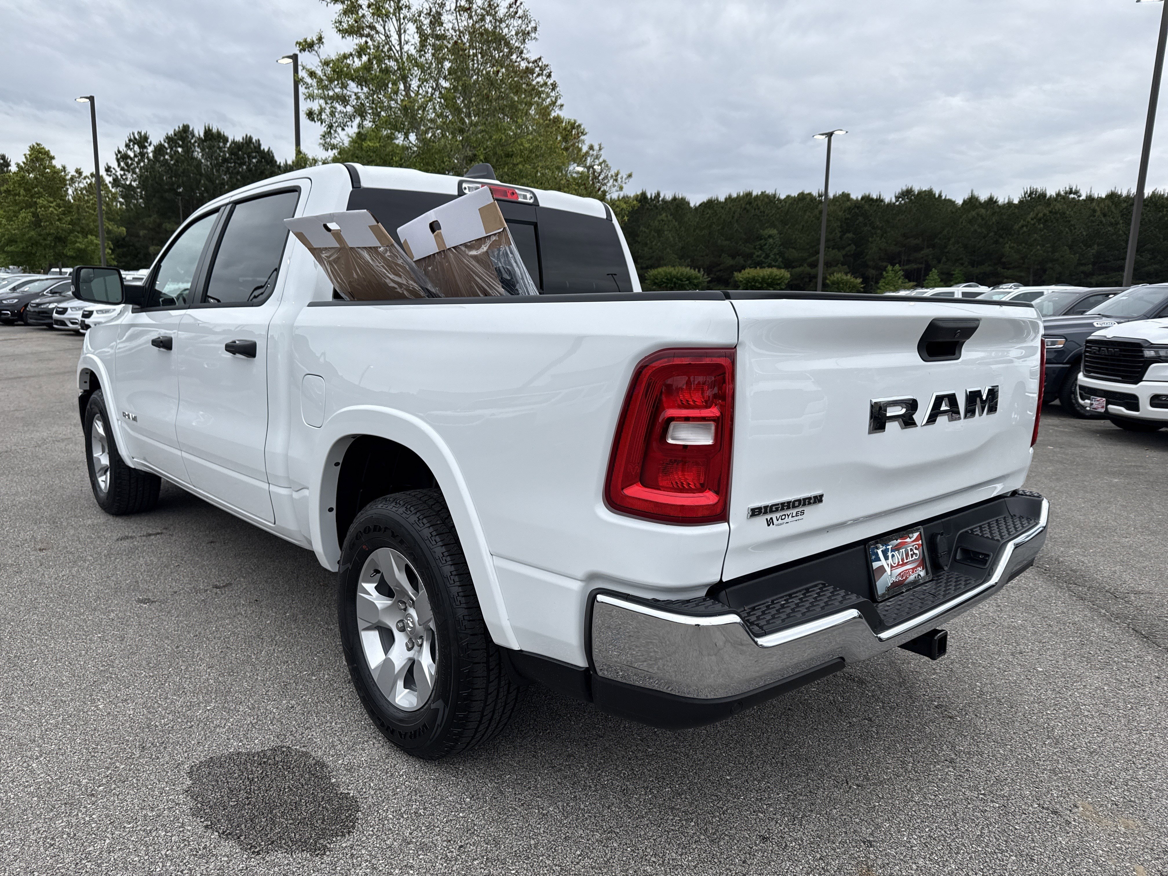 New 2026 Bright White Clearcoat RAM Big Horn/Lone Star image 5