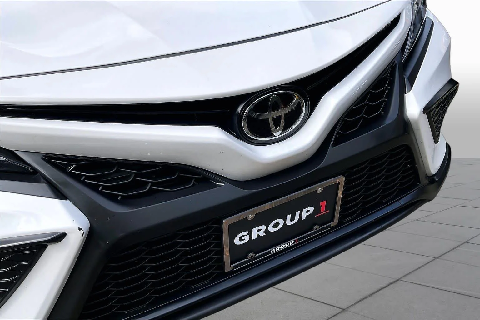 Used 2024 Ice Cap Toyota SE image 29