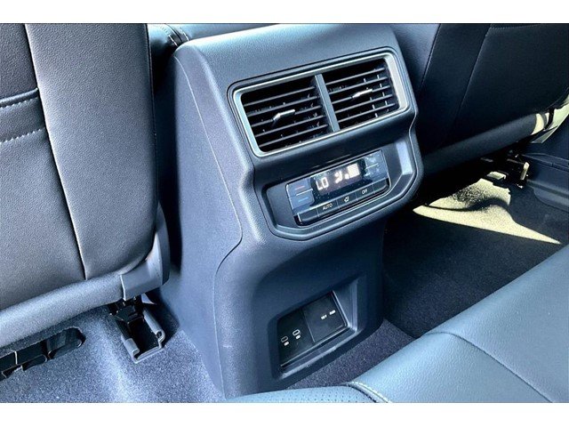 2026 Volkswagen Atlas SE w/Tech - Photo 9