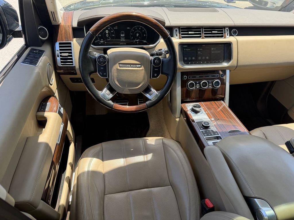Used 2017 Green Land Rover 3.0L V6 Supercharged HSE image 13