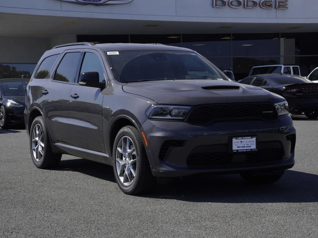 New 2026 Vapor Gray Exterior Paint Dodge GT Plus HEMI V8 image 2