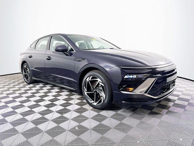 New 2026 Blue Hyundai SEL Sport image 9