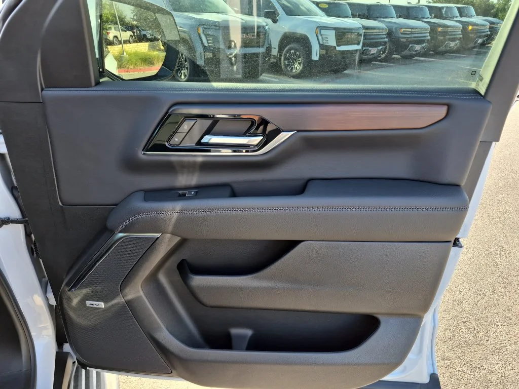 New 2026 Glacier White Tricoat GMC Denali image 36