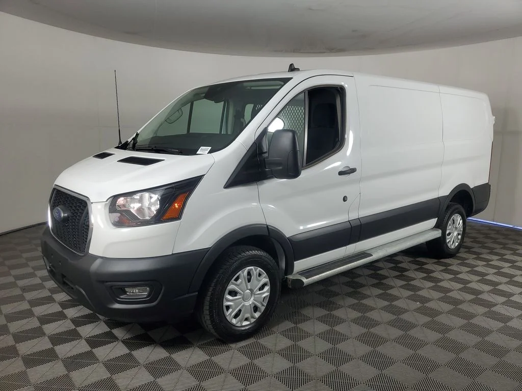 Used 2024 White Ford Base image 8