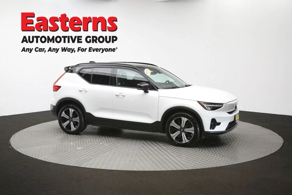 Used 2023 White Volvo Twin Plus image 41