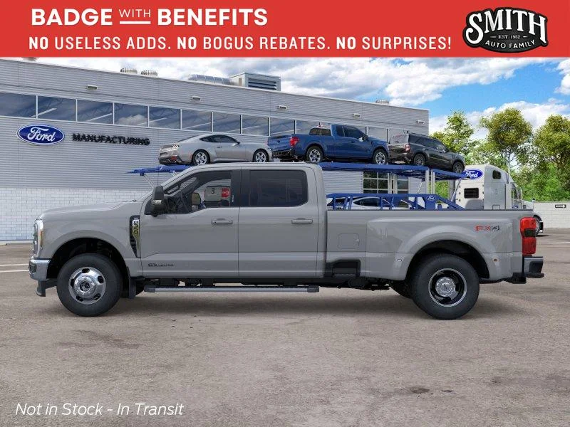 New 2026 Avalanche Ford F-350® XLT image 4
