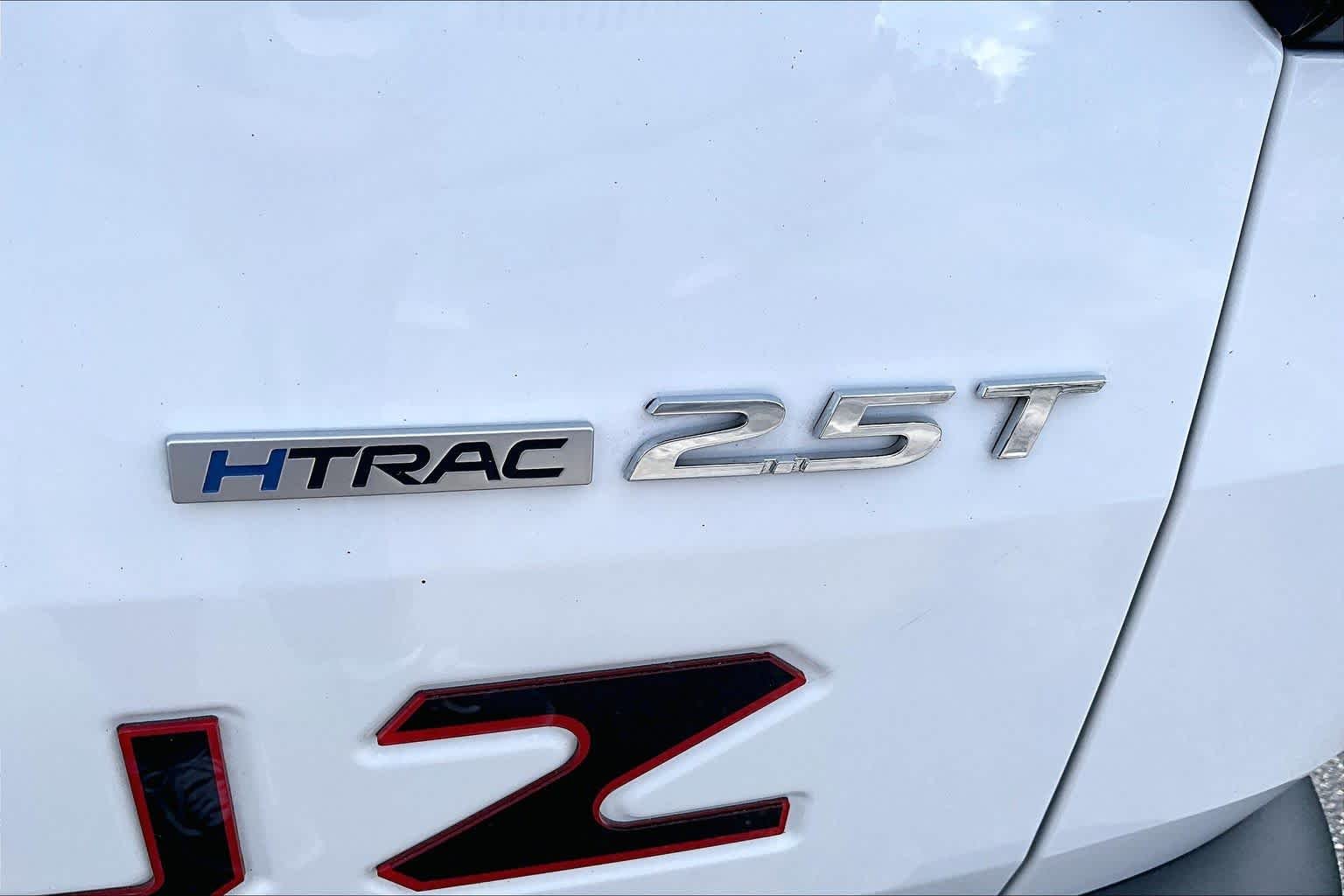 Used 2025 Atlas White Hyundai Limited image 10