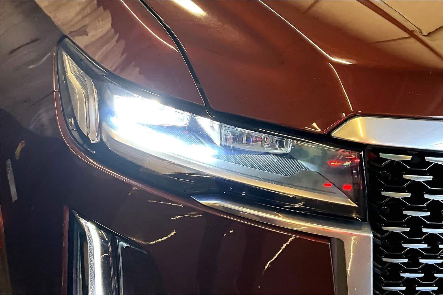 Used 2022 Mahogany Metallic Cadillac Premium Luxury image 27