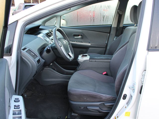 Used 2012 Blizzard Pearl Toyota Two image 12