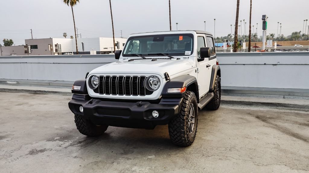Used 2025 Bright White Clearcoat Jeep Sport S image 4