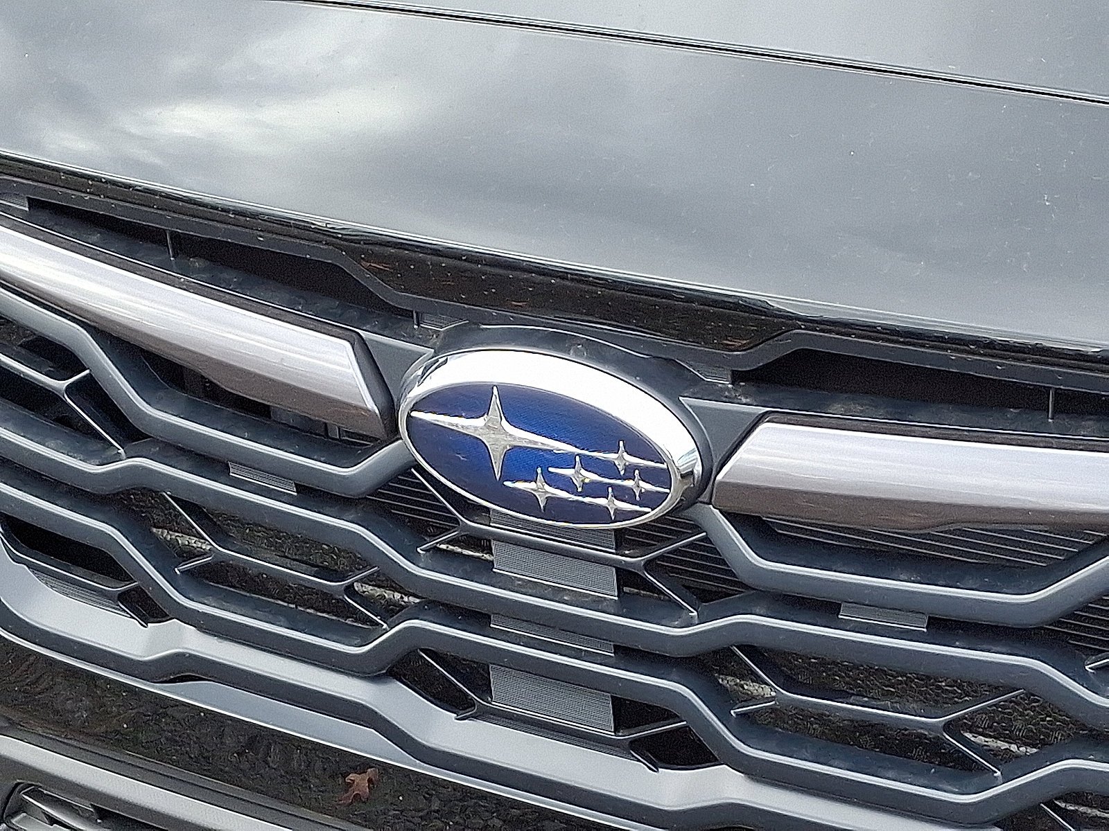 New 2026 CRYSTAL BLACK SILICA Subaru Premium image 4