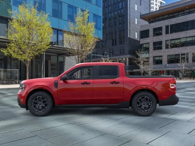 New 2026 Red Ford XLT image 3