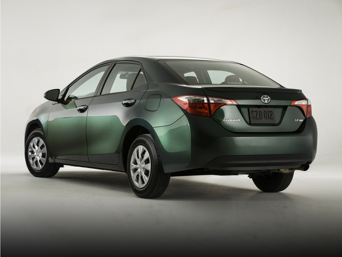 Used 2014 Gray Toyota LE image 1