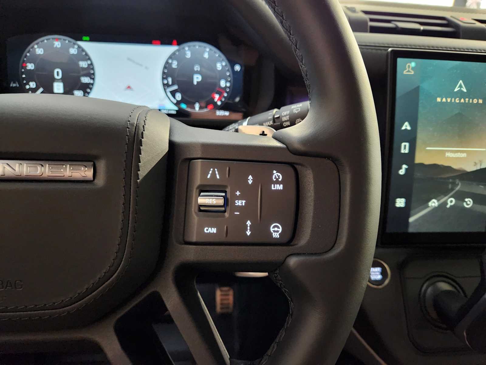2026 Land Rover Defender V8 - Photo 29