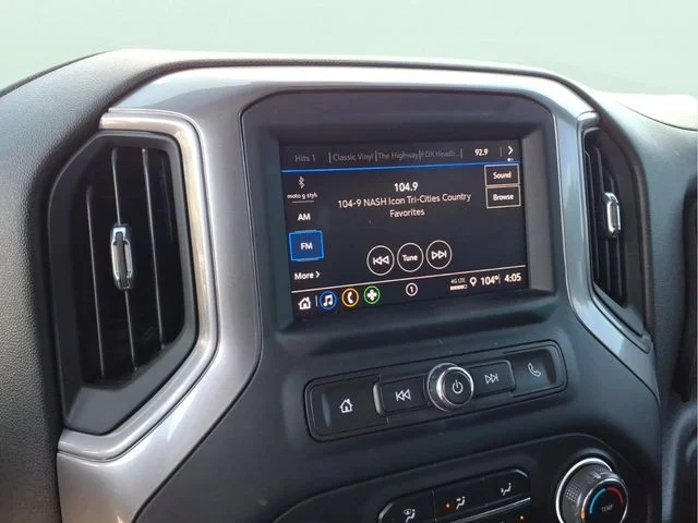 Used 2023 Gray Chevrolet Custom image 25