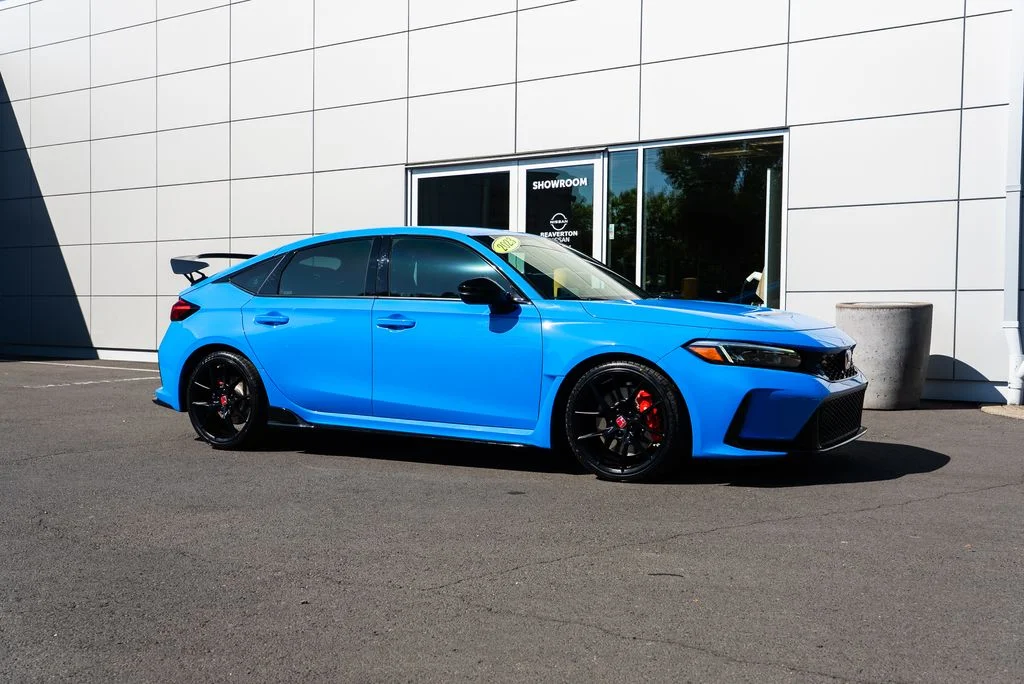 Used 2023 Blue Honda  image 29