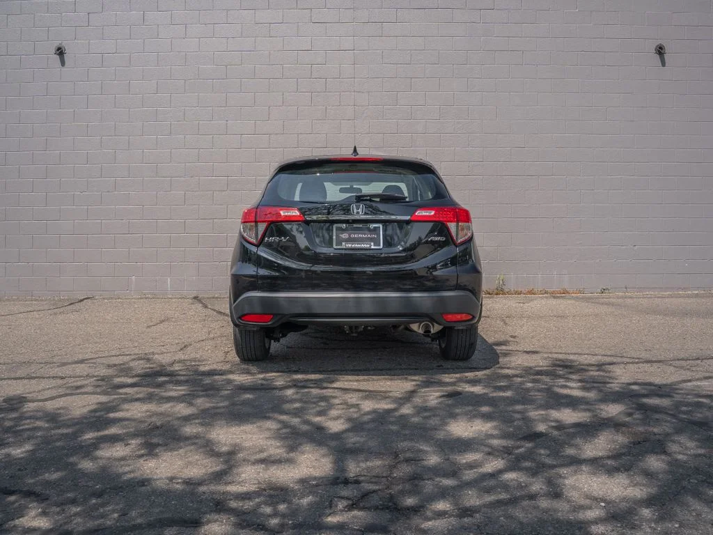 Used 2022 Crystal Black Pearl Honda LX image 6