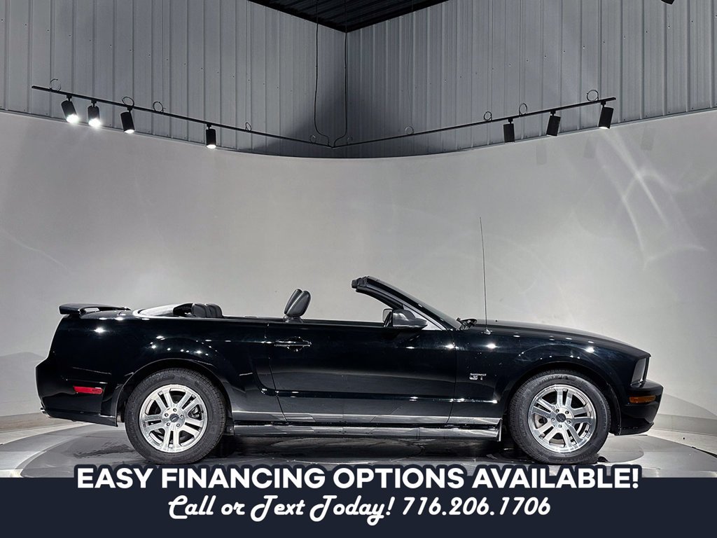 Used 2005 Black Ford  image 6