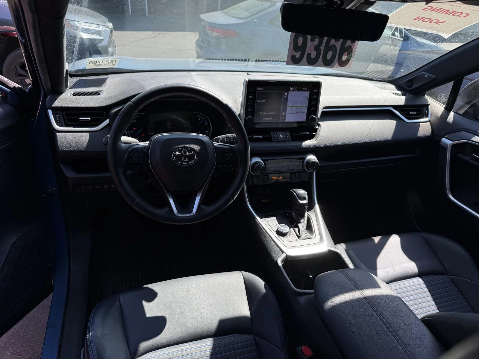 Used 2022  Toyota Hybrid XSE image 10