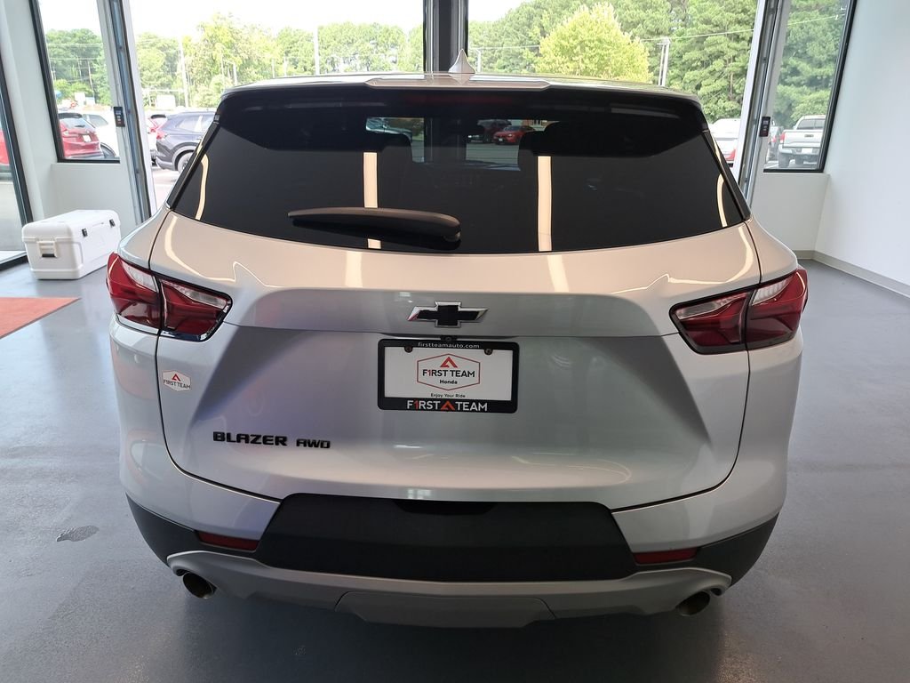 Used 2022 Silver Chevrolet LT image 10