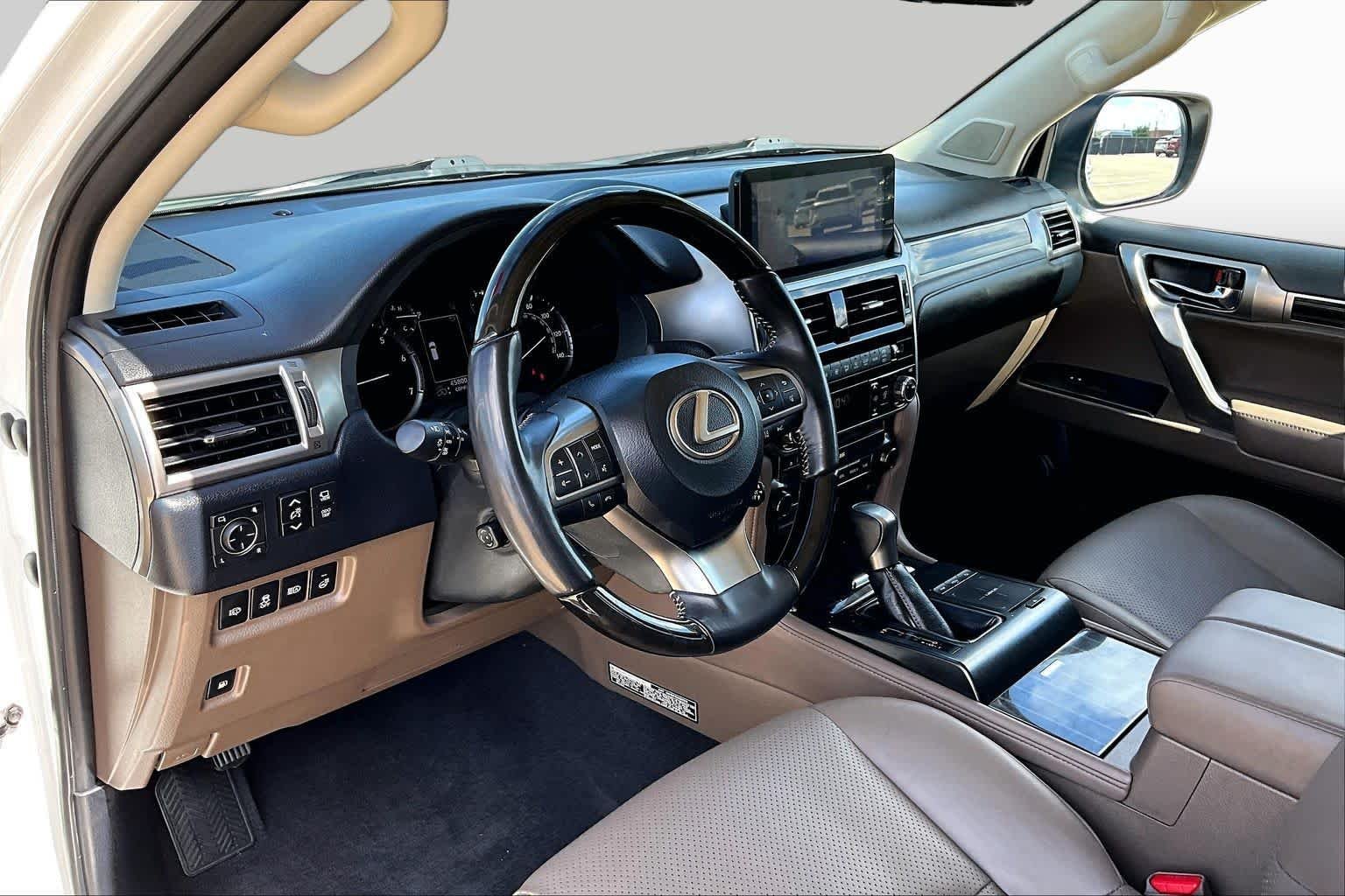 Used 2023 Eminent White Pearl Lexus Luxury image 18