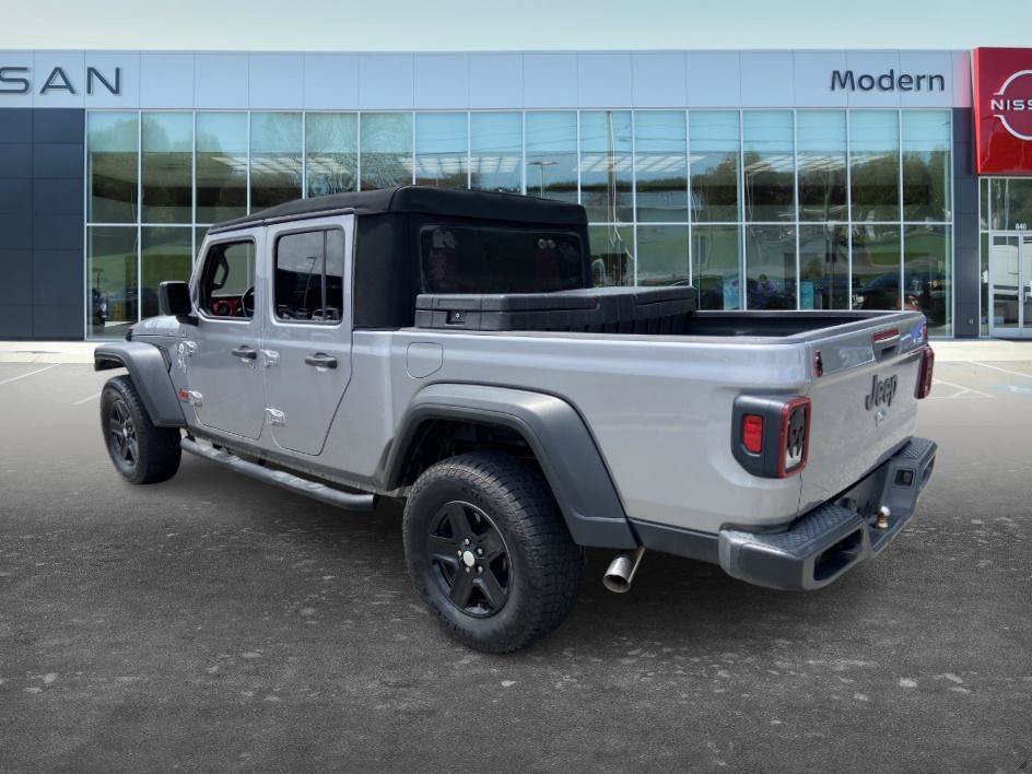 Used 2020 Billet Silver Metallic Clearcoat Jeep Sport S image 6
