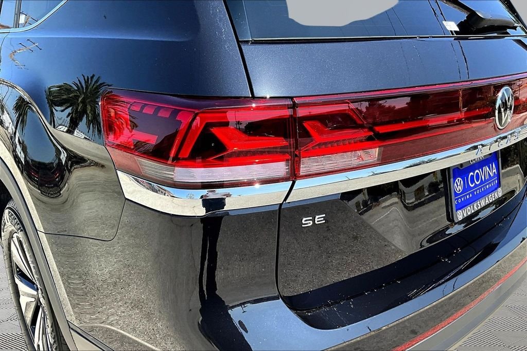 New 2026 Black Volkswagen 2.0T SE image 24