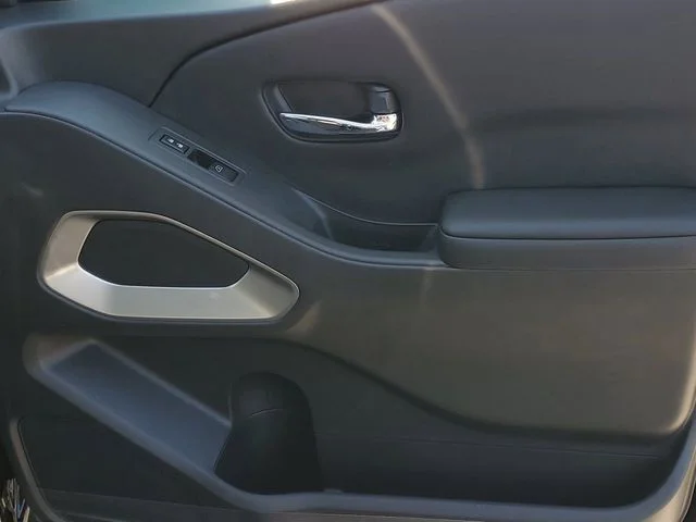 New 2026 White Nissan SV image 31