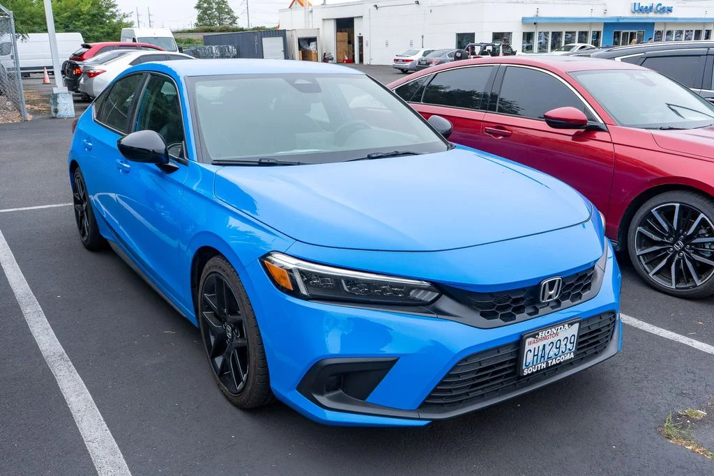 Used 2024 Boost Blue Pearl Honda Sport image 3