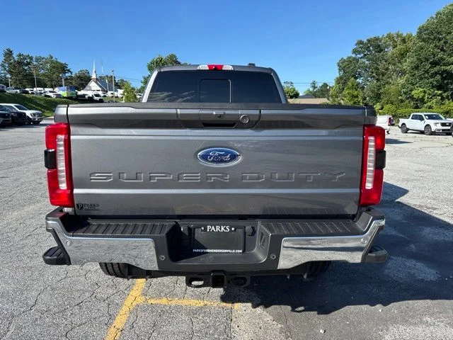 Used 2024 Gray Ford Lariat image 8
