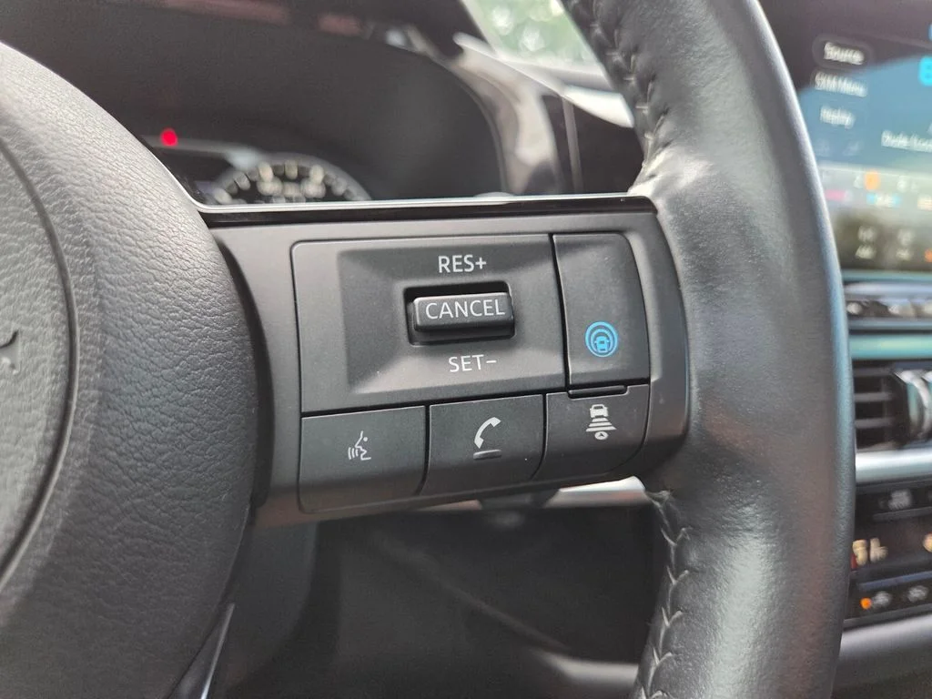 Certified Used 2023 Red Nissan SL image 15