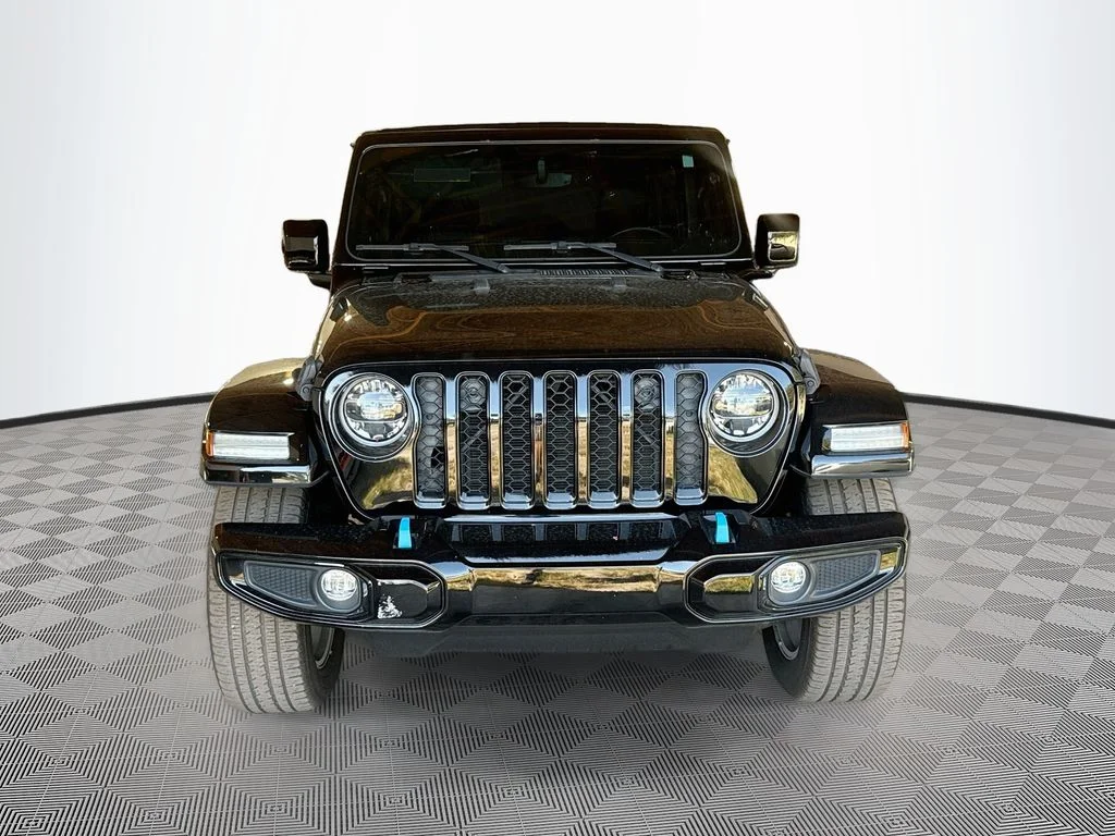 Used 2022 Black Jeep Unlimited Sahara 4xe image 2