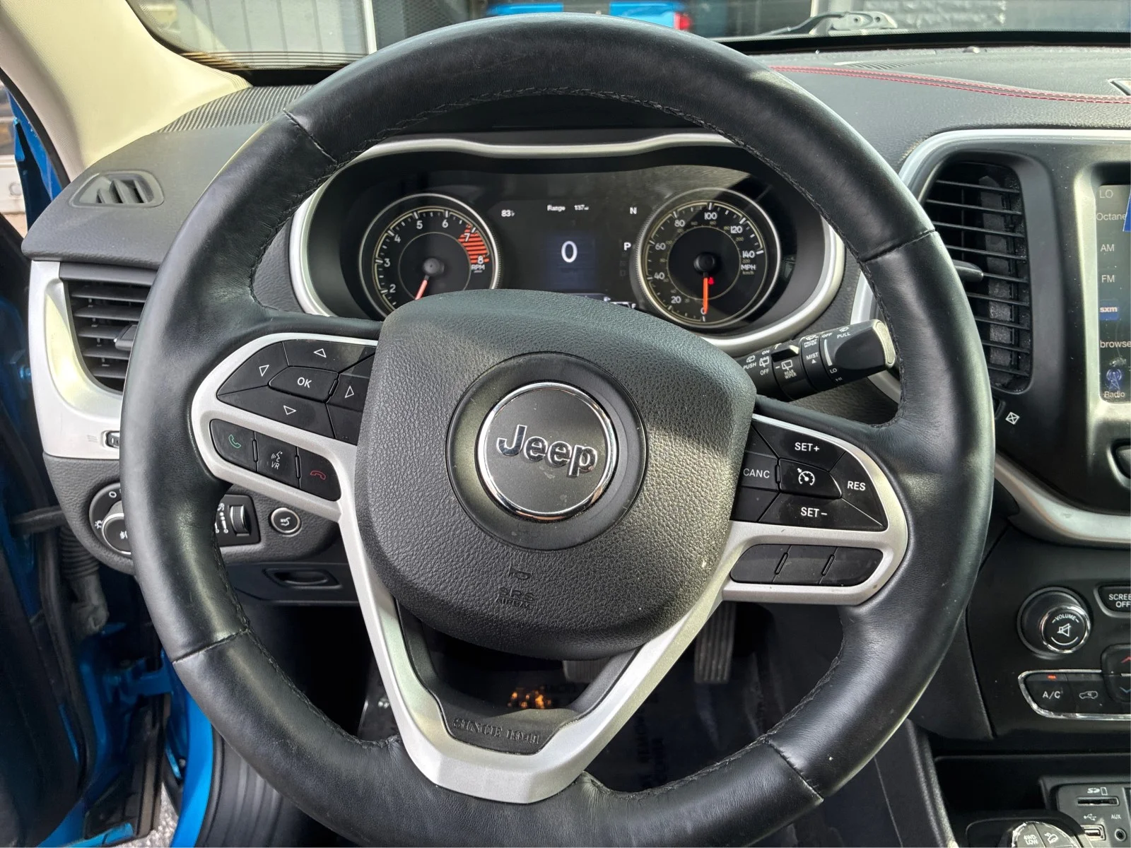 Used 2017 Hydro Blue Jeep Trailhawk L Plus image 15