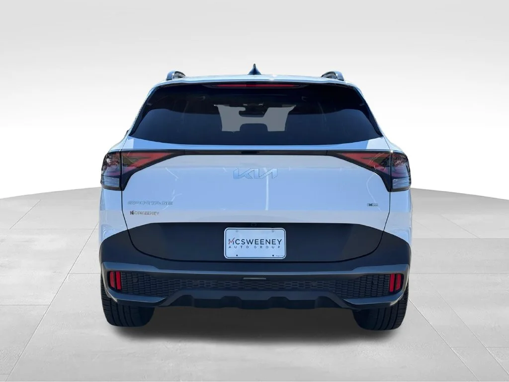 Used 2023 White Kia X-Line image 27