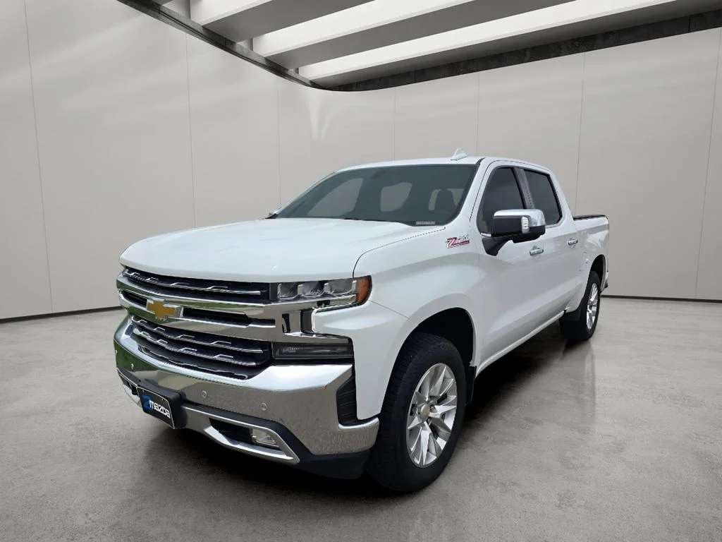 Used 2022 Summit White Chevrolet LTZ image 1