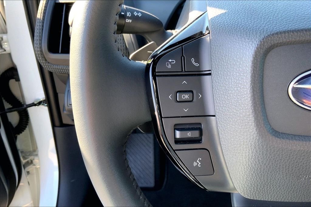 Used 2024 White Subaru Touring image 11